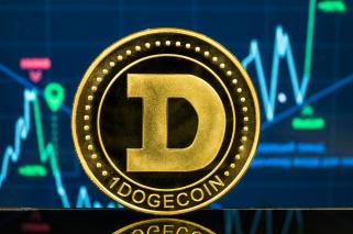 Dogecoin Price Stalls in Consolidation, Bearish Signals Emerge Amid Meme Coin Surge